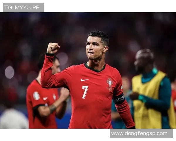 足球后卫球星8号的传奇历程与成就揭秘